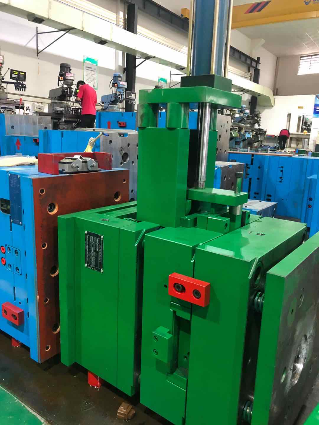 旭錦塑膠模具有限公司工模部 旭錦塑膠模具有限公司工模部